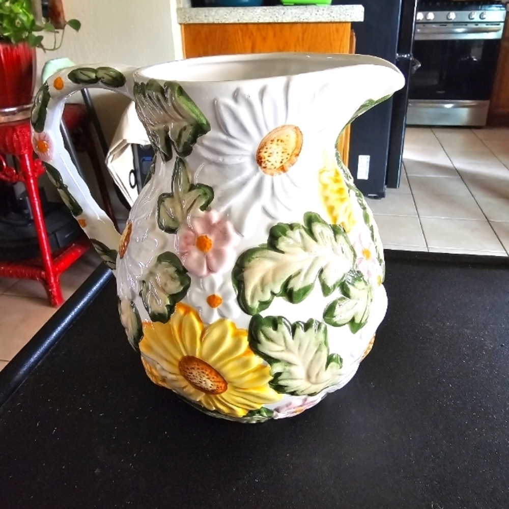 WCL China Ceramic Spring Bouquet Floral Art Pitcher - Picture 1 of 8